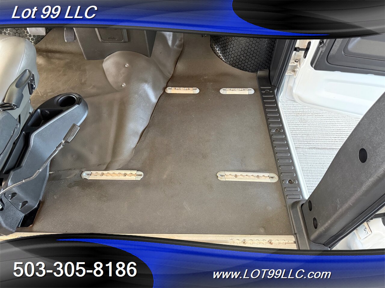 2011 Performance Mobility MV-1 WHEELCHAIR VAN 103K WHEELCHAIR VAN Power Side Ramp   - Photo 9 - Milwaukie, OR 97267
