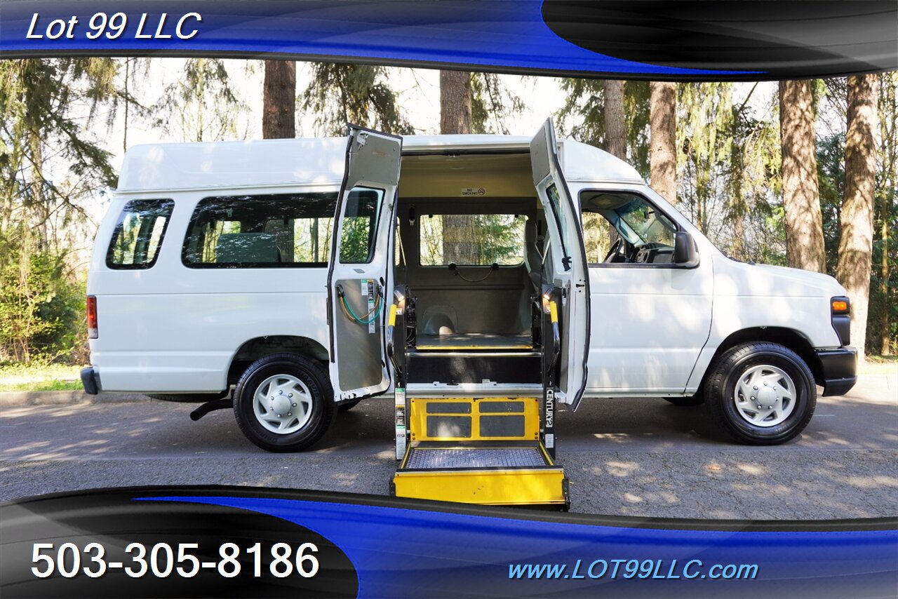 2009 Ford E-Series Van E-350 SD Hight Roof ADA Wheels Chair Van Power  Ramp Newer Tires - Photo 1 - Milwaukie, OR 97267