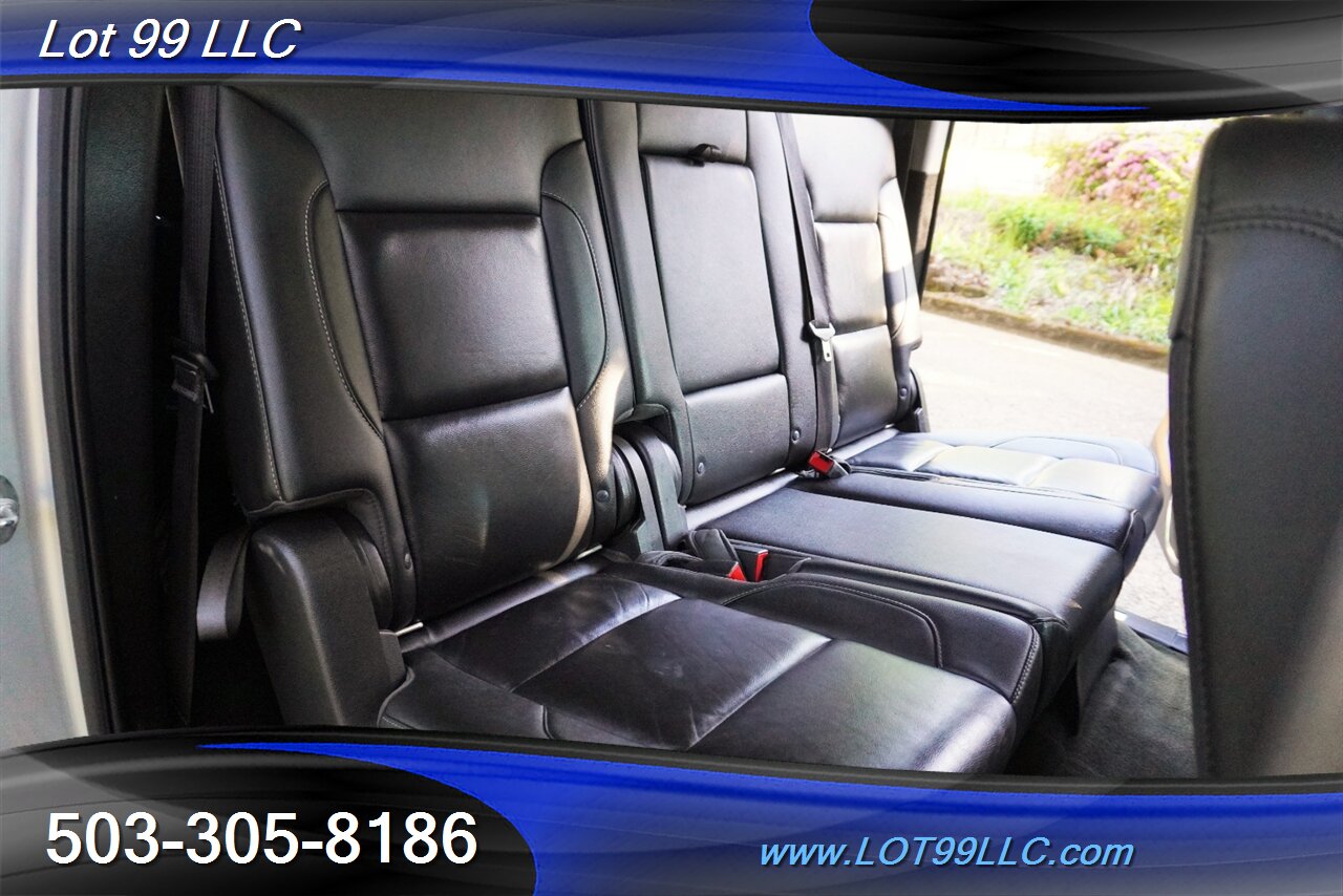 2018 Chevrolet Suburban LT 4X4 V8 5.3L Auto Heated Leather Seats  GPS 3 row seating DVD Premium Wheels Newer Tires - Photo 16 - Milwaukie, OR 97267