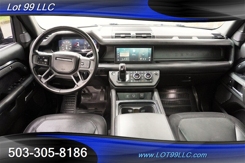 2021 Land Rover Defender 110 X-Dynamic HSE 4X4 V6 3.0L TURBO Heated Leather  Moon Roof 3 ROW SEATING 1 OWNER