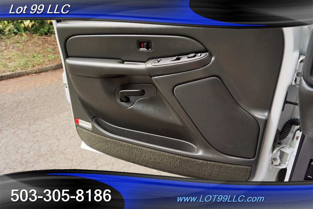 2004 GMC Sierra 2500 SLE 4dr Extended Cab 4X4 6.6L Duramax long bed   - Photo 22 - Milwaukie, OR 97267