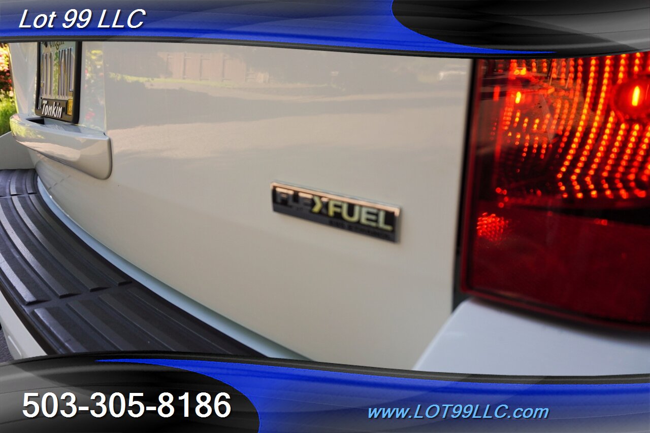 2009 Chevrolet Suburban LT 4X4 V8 5.3L Auto Heated Leather Seats 3 ROW  Seating Premium Wheels Newer Tires - Photo 33 - Milwaukie, OR 97267