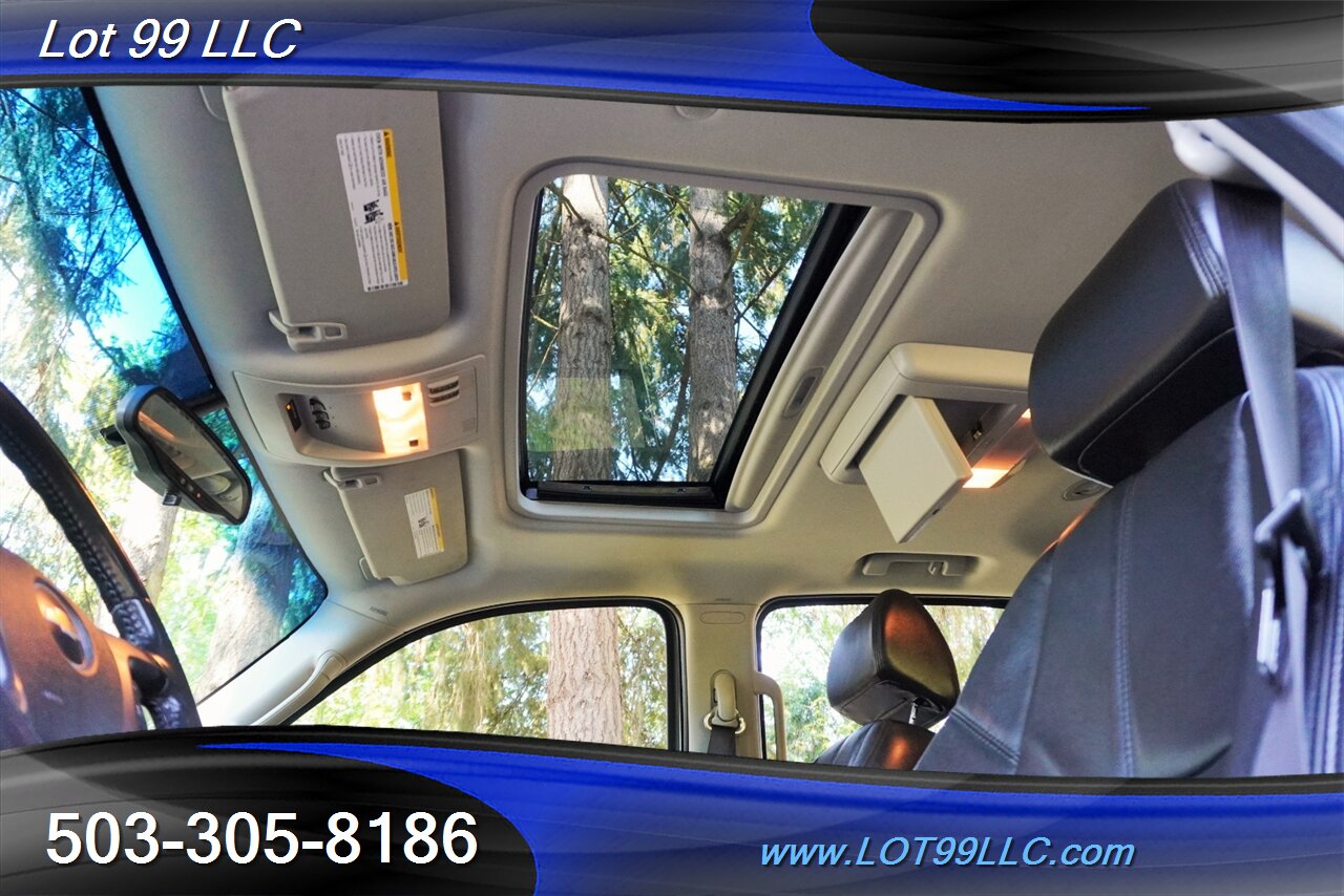 2009 Chevrolet Suburban LT 4X4 V8 5.3L Auto Heated Leather Seats 3 ROW  Seating Premium Wheels Newer Tires - Photo 3 - Milwaukie, OR 97267