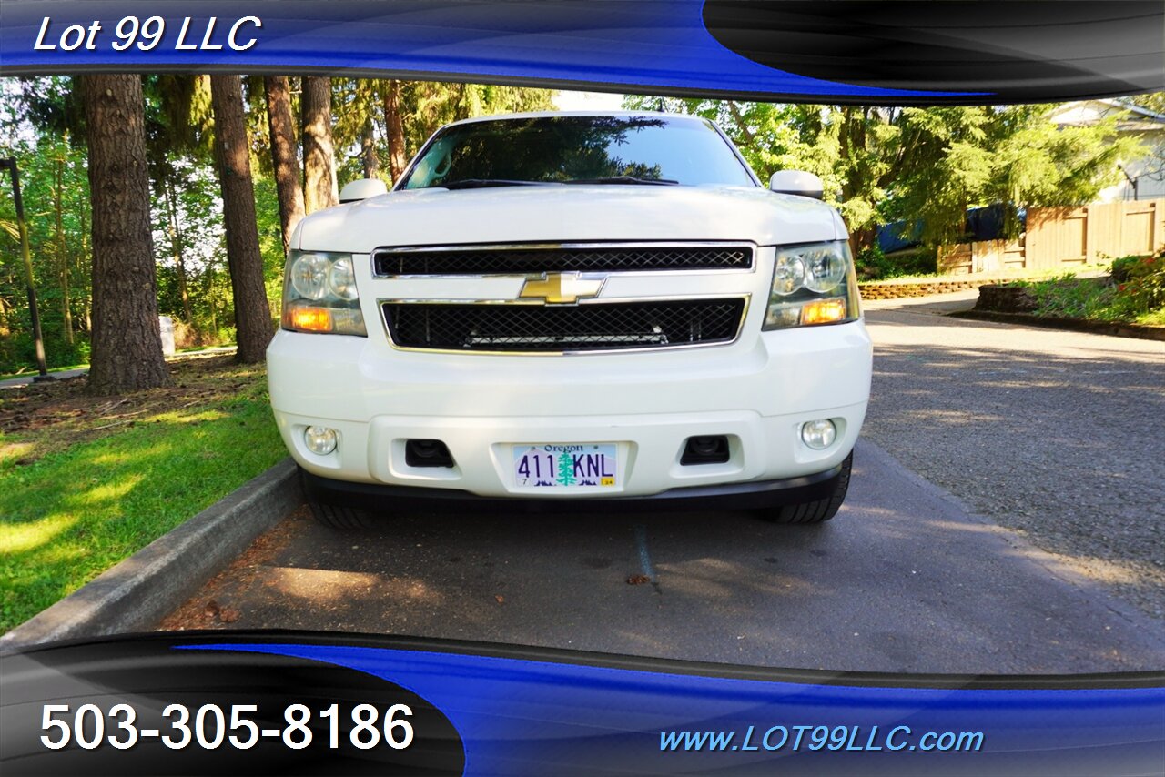 2009 Chevrolet Suburban LT 4X4 V8 5.3L Auto Heated Leather Seats 3 ROW  Seating Premium Wheels Newer Tires - Photo 6 - Milwaukie, OR 97267