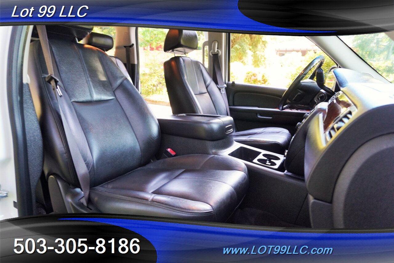2009 Chevrolet Suburban LT 4X4 V8 5.3L Auto Heated Leather Seats 3 ROW  Seating Premium Wheels Newer Tires - Photo 19 - Milwaukie, OR 97267