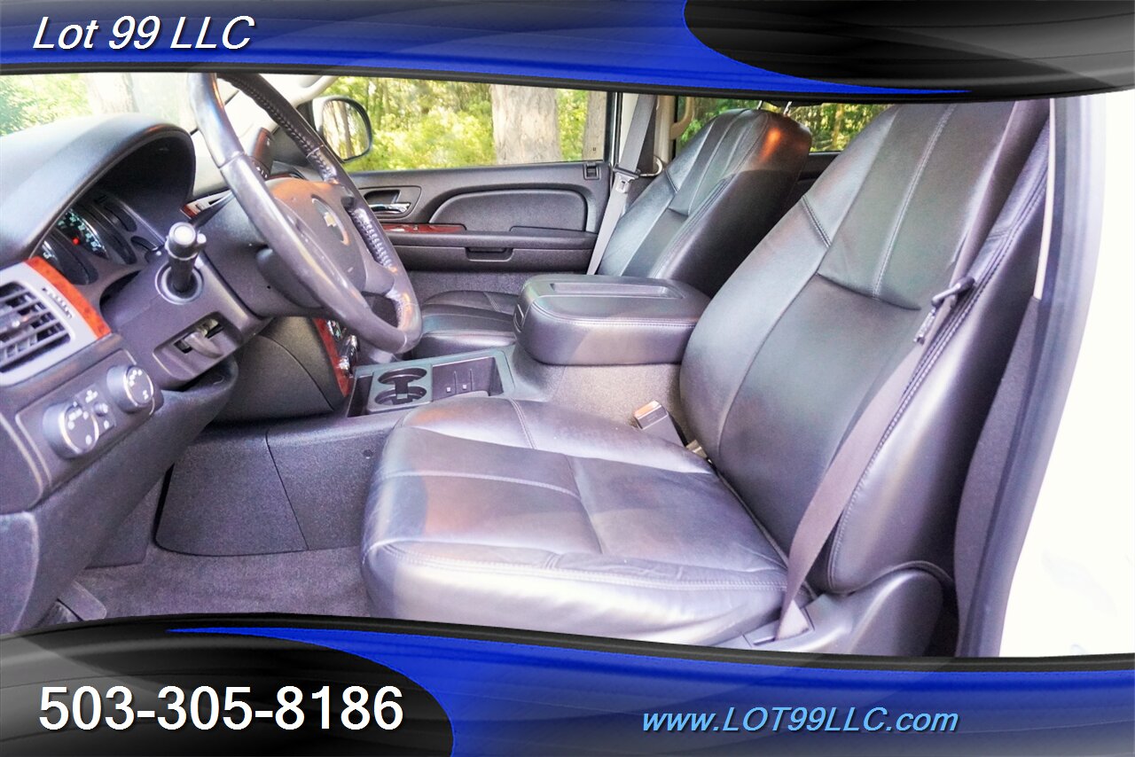 2009 Chevrolet Suburban LT 4X4 V8 5.3L Auto Heated Leather Seats 3 ROW  Seating Premium Wheels Newer Tires - Photo 13 - Milwaukie, OR 97267