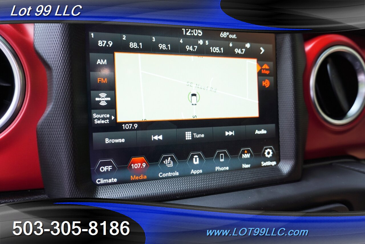 2022 Jeep Gladiator Rubicon 4X4 Rubicon 3.0l Eco Diesel 8 speed trans Leather Seats - Photo 39 - Milwaukie, OR 97267