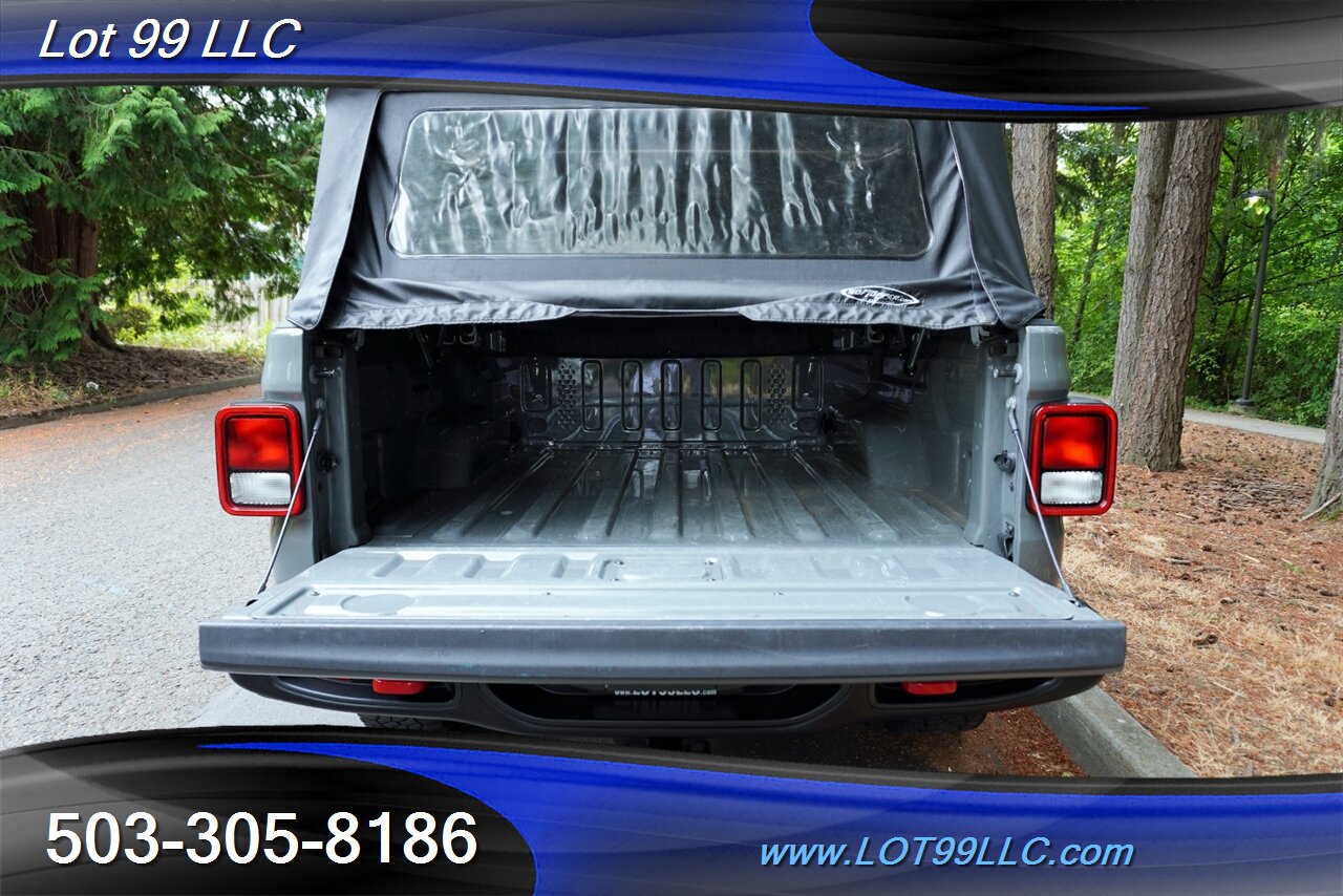 2022 Jeep Gladiator Rubicon 4X4 Rubicon 3.0l Eco Diesel 8 speed trans Leather Seats - Photo 33 - Milwaukie, OR 97267
