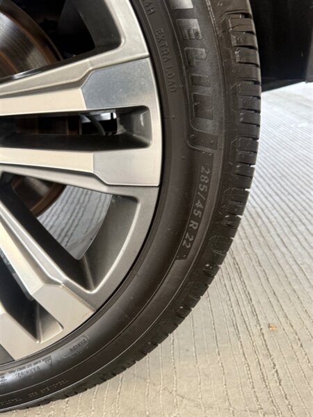 2018 GMC Yukon XL Denali (Suburban) 1-Owner 118k 4x4  DVD BOSE Quad Buckets Moon Roof Htd-CLD Leather Navi Heads Up Display Heated Rear Seats - Photo 61 - Milwaukie, OR 97267