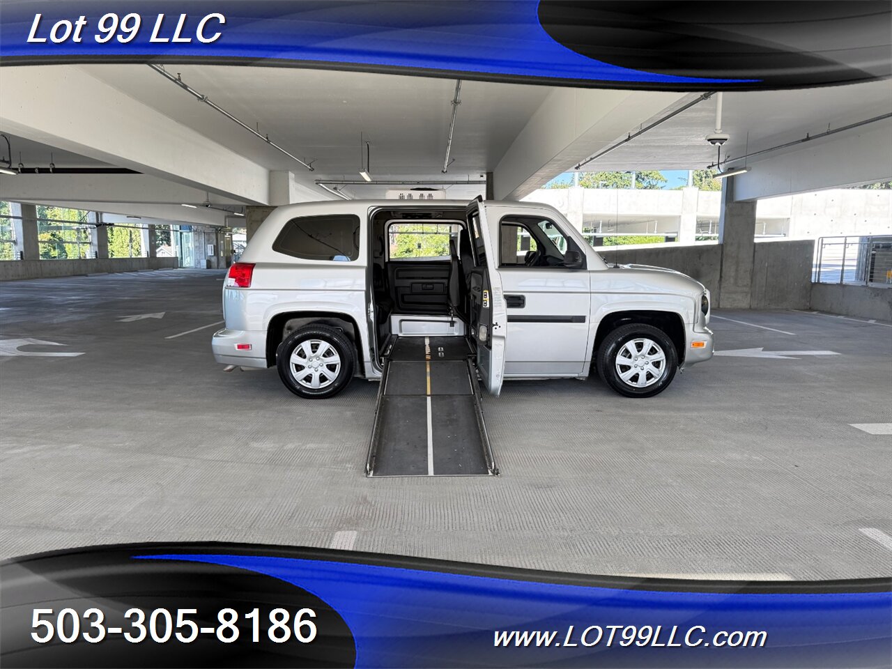 2014 Mobility Ventures MV-1 WHEELCHAIR VAN DX 76k Miles 4.6L V8 Roof Top AC Unit - Photo 1 - Milwaukie, OR 97267