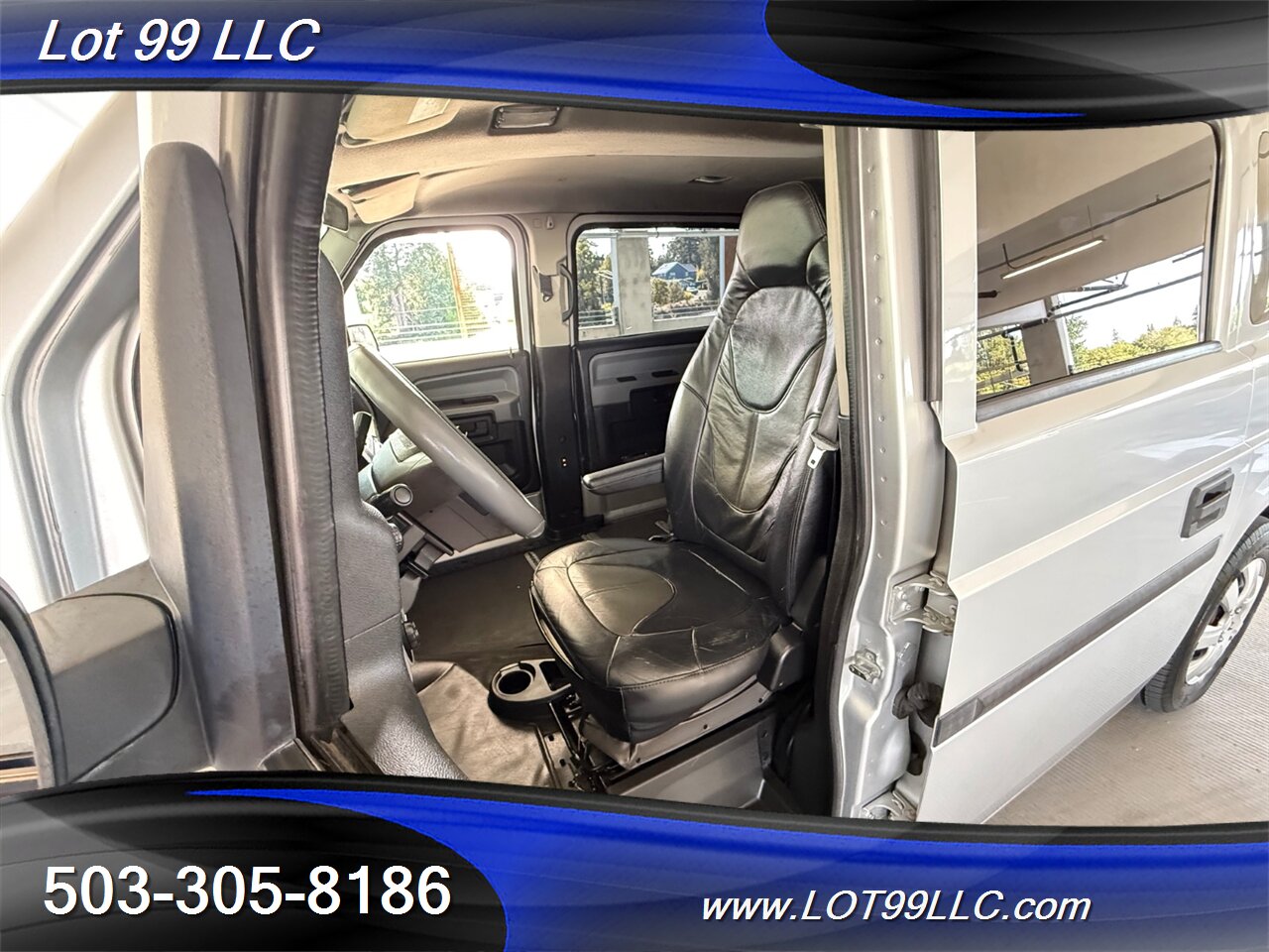 2014 Mobility Ventures MV-1 WHEELCHAIR VAN DX 76k Miles 4.6L V8 Roof Top AC Unit - Photo 28 - Milwaukie, OR 97267