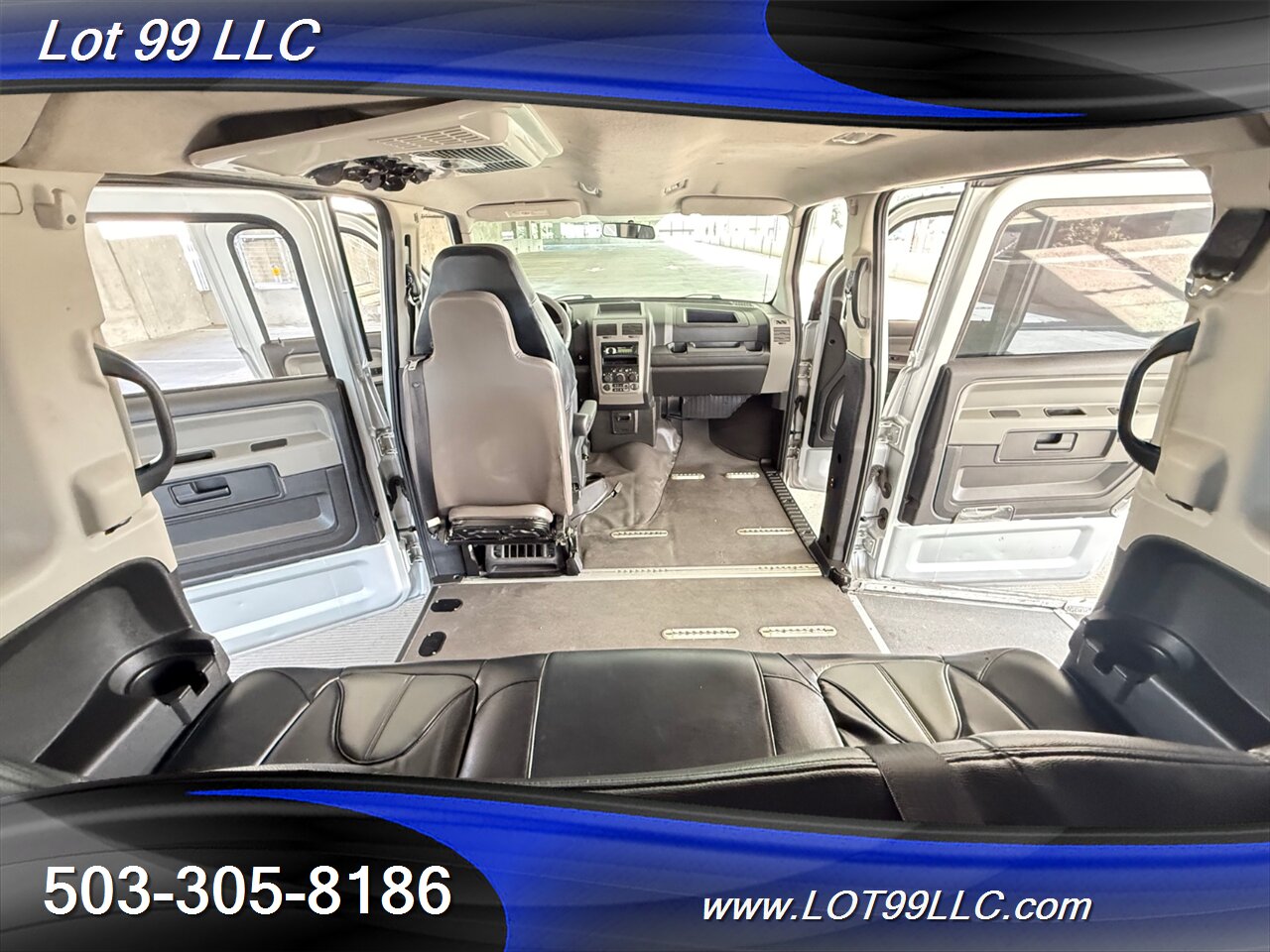 2014 Mobility Ventures MV-1 WHEELCHAIR VAN DX 76k Miles 4.6L V8 Roof Top AC Unit - Photo 8 - Milwaukie, OR 97267