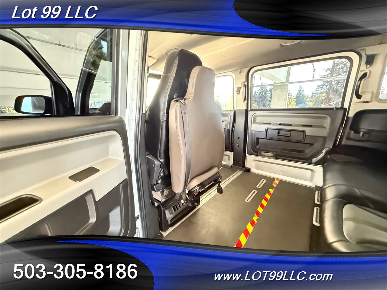 2014 Mobility Ventures MV-1 WHEELCHAIR VAN DX 76k Miles 4.6L V8 Roof Top AC Unit - Photo 48 - Milwaukie, OR 97267