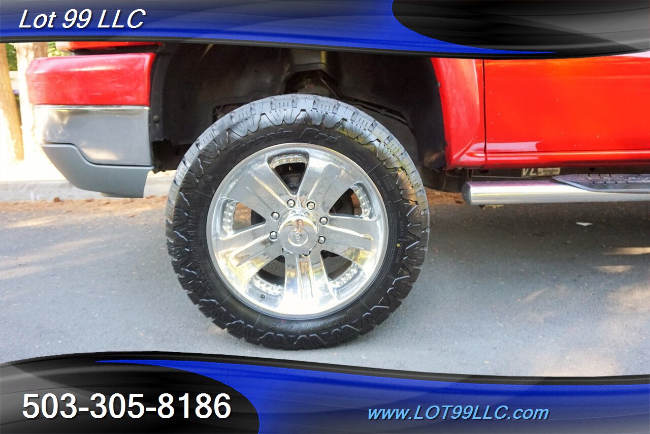 2004 Chevrolet Silverado 2500 Crew Cab V8 Auto LIFTED Chrome Wheels   - Photo 3 - Milwaukie, OR 97267