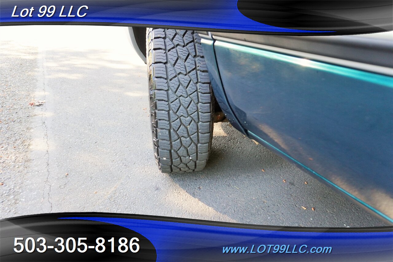 1995 Dodge Ram 2500 Sport V10 6.8L Auto Only 54K Actual Miles Matching Color Canopy Chrome Wheels Like NEW TIRES - Photo 4 - Milwaukie, OR 97267