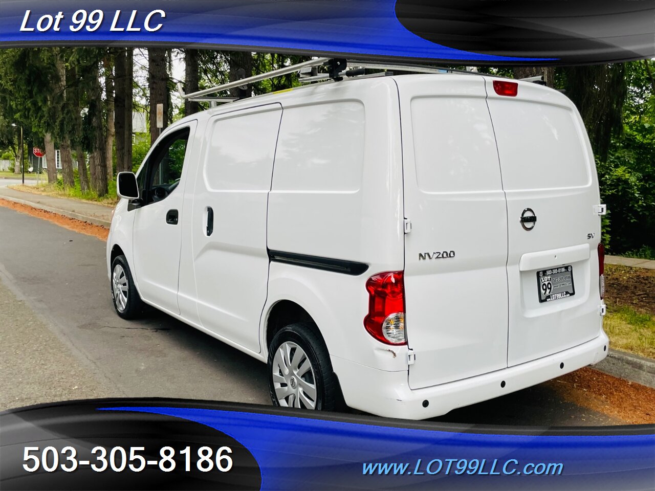 2020 Nissan NV200 SV SV Mini Cargo Van 1-Ow   - Photo 8 - Milwaukie, OR 97267