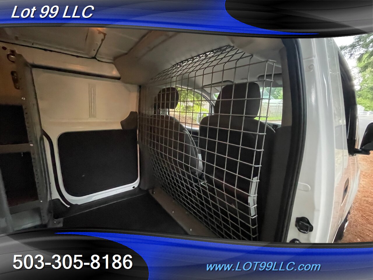 2020 Nissan NV200 SV SV Mini Cargo Van 1-Ow   - Photo 13 - Milwaukie, OR 97267