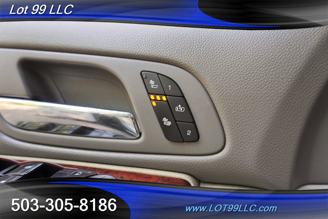 2011 Chevrolet Silverado 3500 HD 4X4 LTZ 6.6L Duramax Diesel Heated Leather Seat  FLAT BED LIFTED Premium Wheels NEW TIRES - Photo 25 - Milwaukie, OR 97267