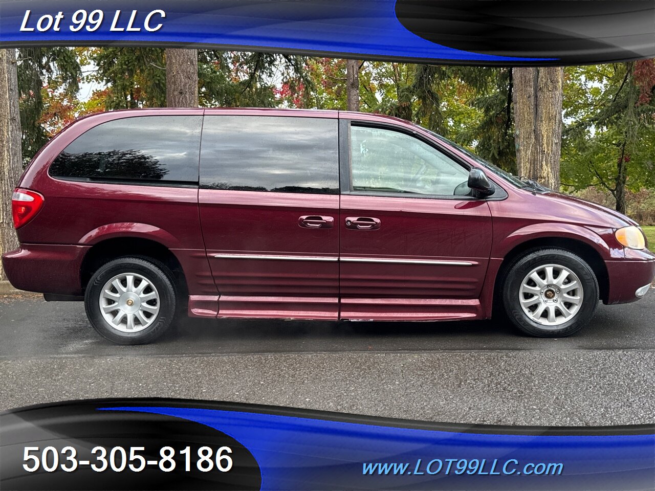 2002 Chrysler Town & Country LXi 83k Miles Wheel Chair Van Power Ramp   - Photo 2 - Milwaukie, OR 97267