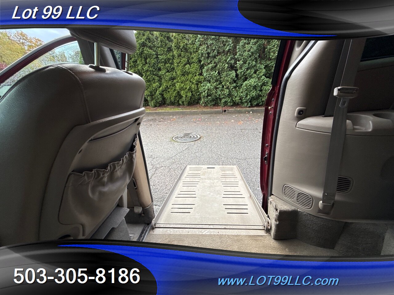 2002 Chrysler Town & Country LXi 83k Miles Wheel Chair Van Power Ramp   - Photo 46 - Milwaukie, OR 97267