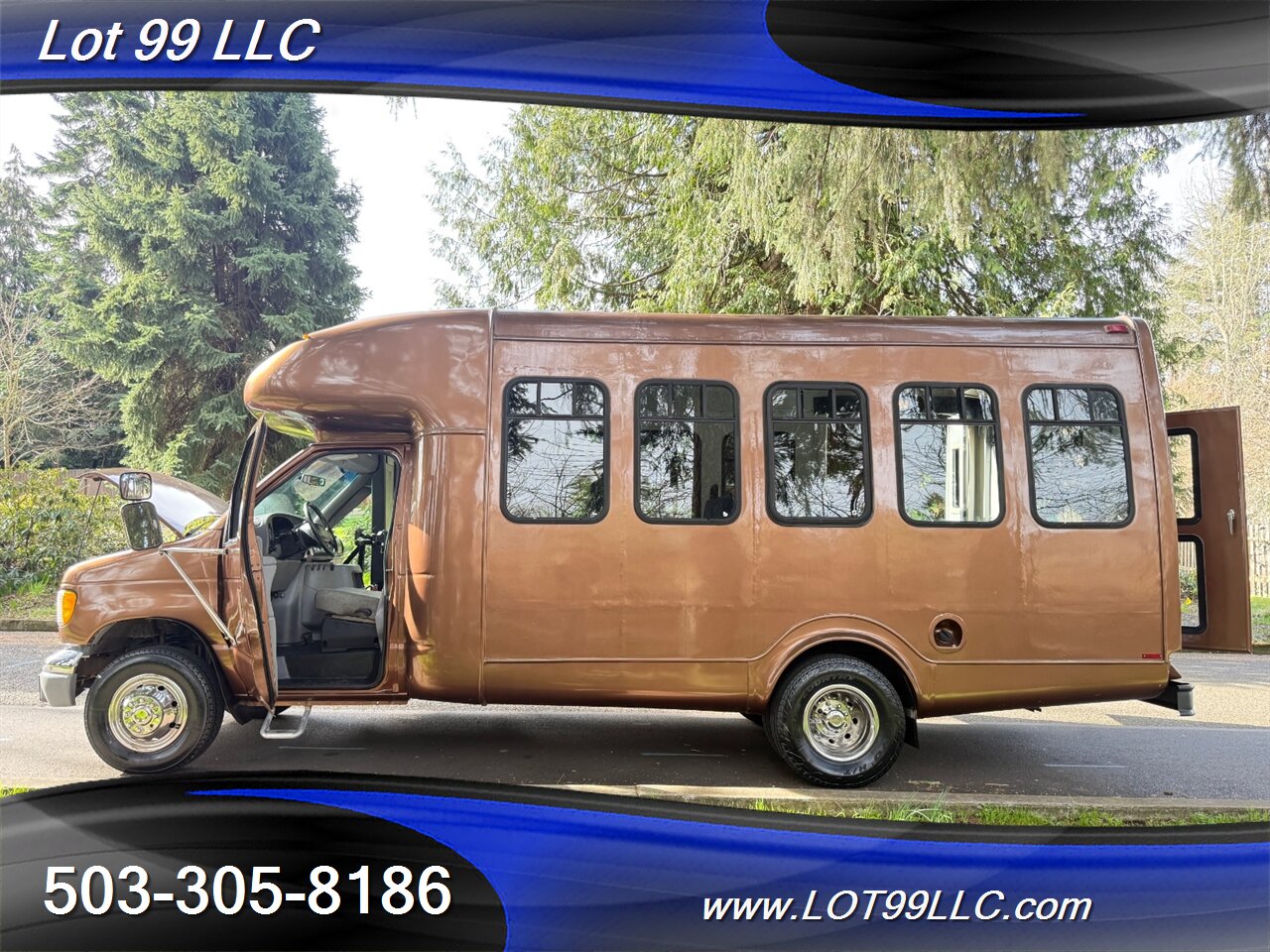2002 Ford E-Series Van E350 SD 97k Miles 1-Owner 13 Passenger Shuttle Bus  Carrier Rear Air Conditioning Dually - Photo 16 - Milwaukie, OR 97267