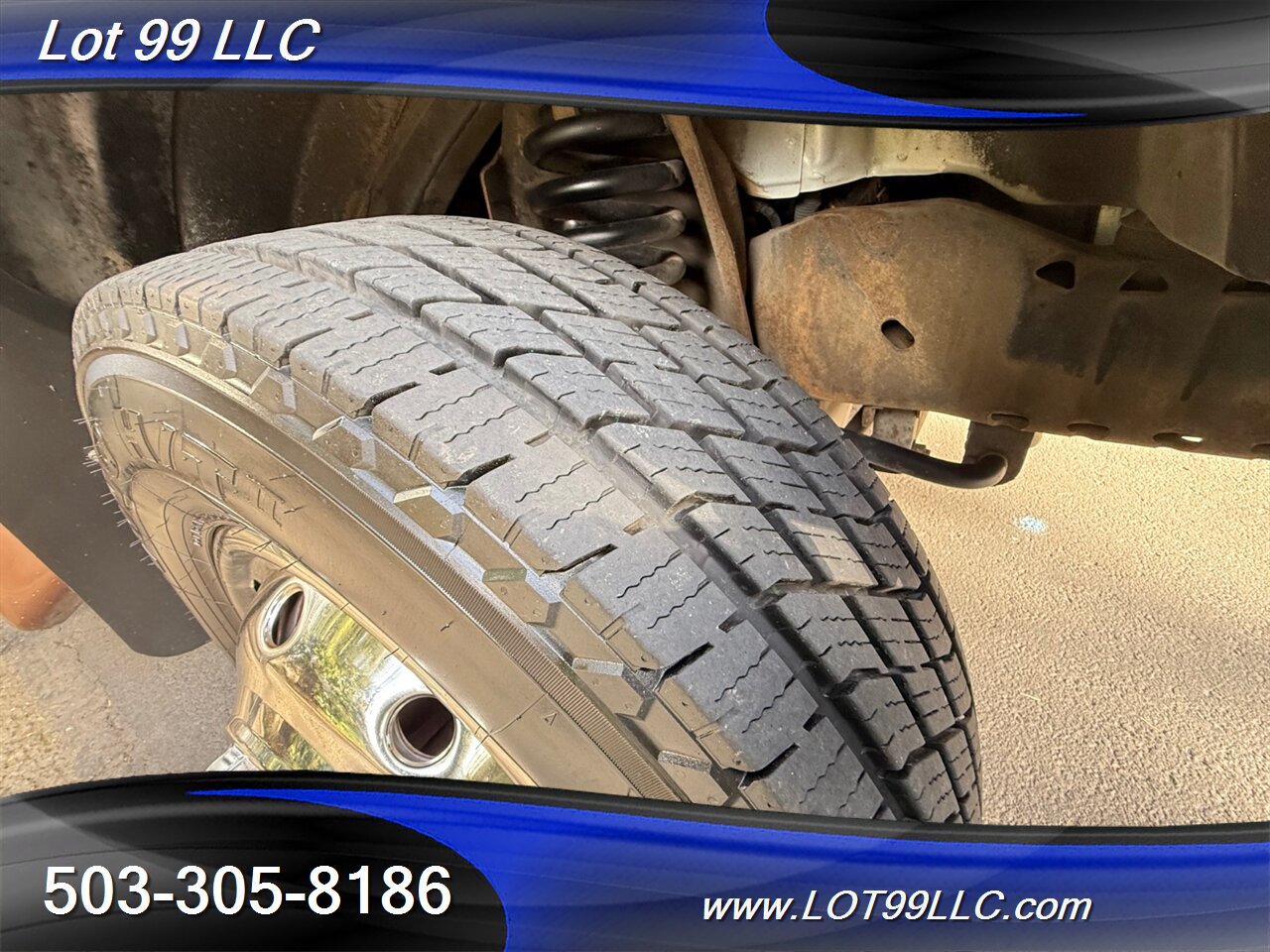 2002 Ford E-Series Van E350 SD 97k Miles 1-Owner 13 Passenger Shuttle Bus  Carrier Rear Air Conditioning Dually - Photo 20 - Milwaukie, OR 97267