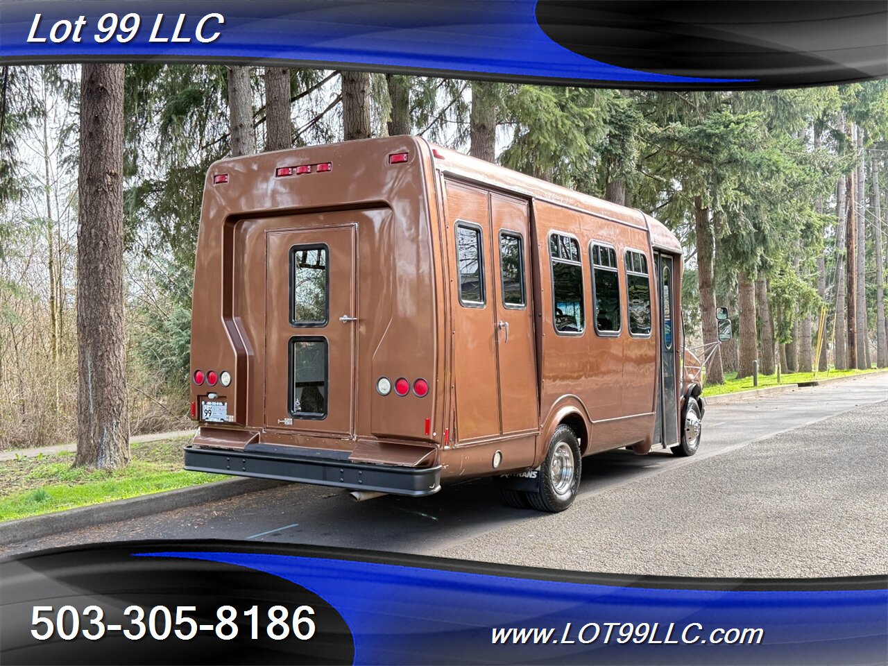 2002 Ford E-Series Van E350 SD 97k Miles 1-Owner 13 Passenger Shuttle Bus  Carrier Rear Air Conditioning Dually - Photo 6 - Milwaukie, OR 97267