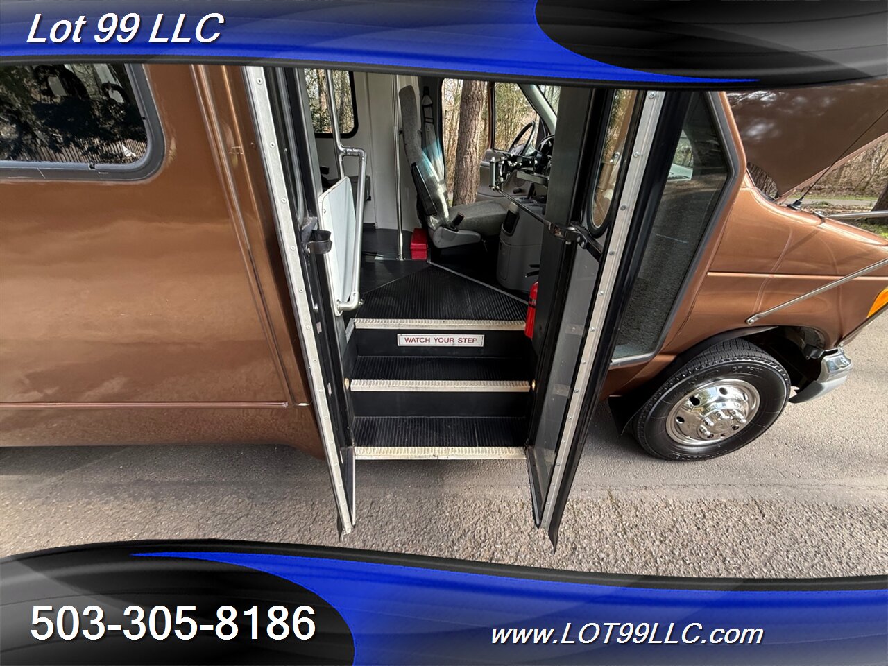 2002 Ford E-Series Van E350 SD 97k Miles 1-Owner 13 Passenger Shuttle Bus  Carrier Rear Air Conditioning Dually - Photo 39 - Milwaukie, OR 97267