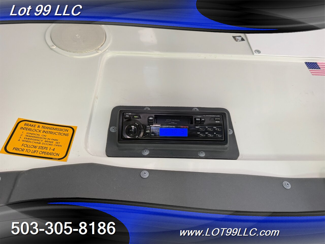 2002 Ford E-Series Van E350 SD 97k Miles 1-Owner 13 Passenger Shuttle Bus  Carrier Rear Air Conditioning Dually - Photo 32 - Milwaukie, OR 97267