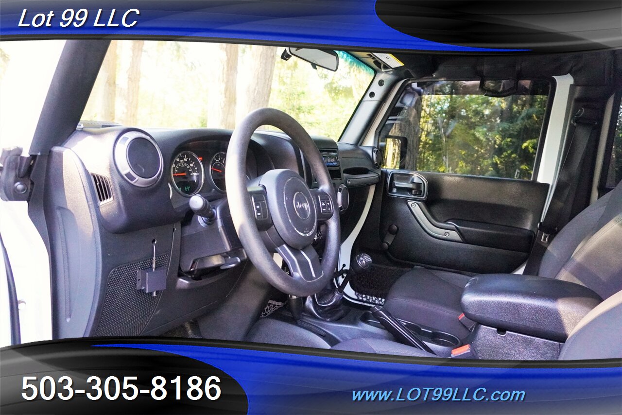 2017 Jeep Wrangler Sport 4x4 V6 56K 3.6L 6 Speed Manual Hard Top  Black Wheels Newer Tires Bumpers WINCH - Photo 12 - Milwaukie, OR 97267