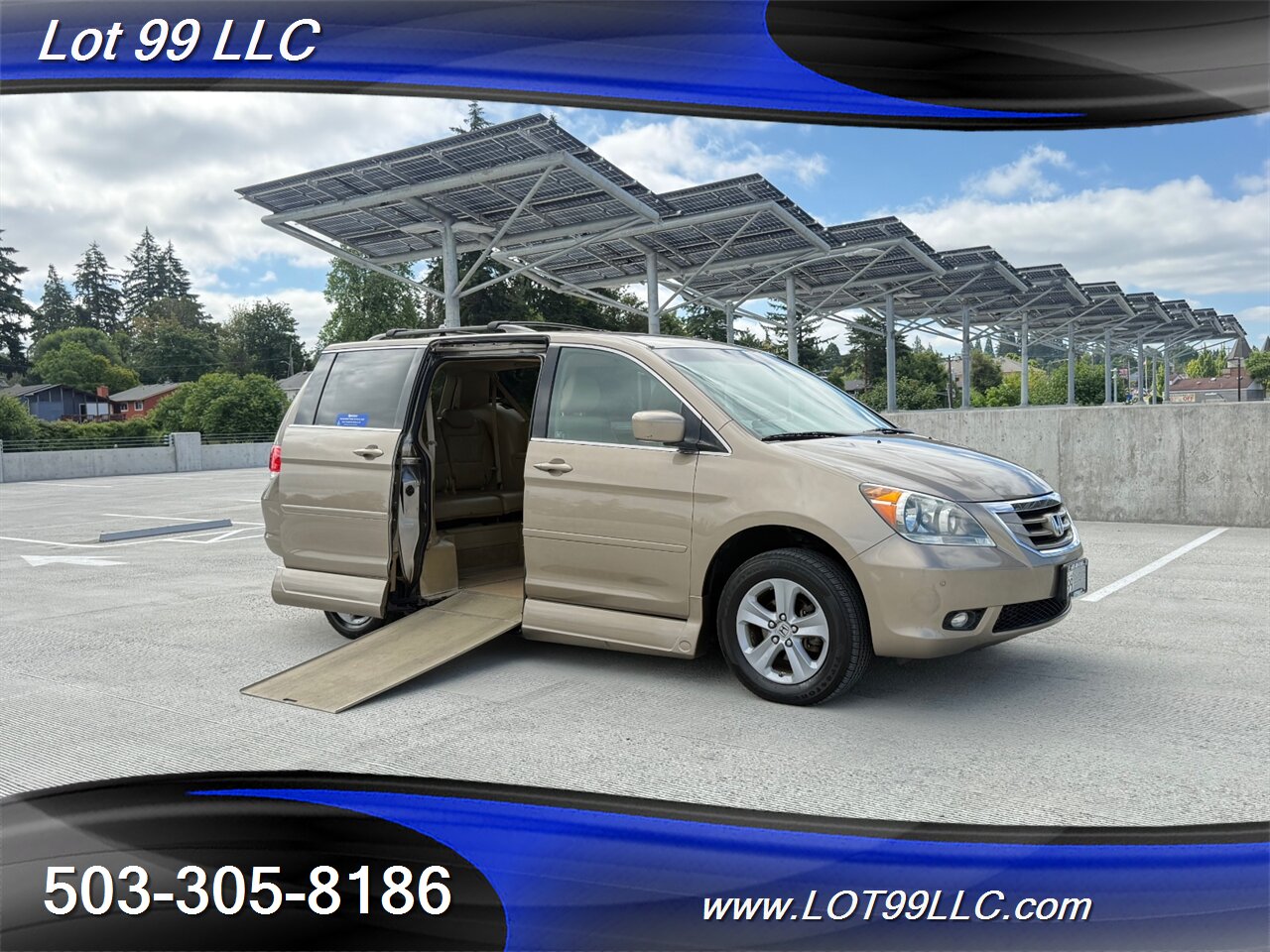 2010 Honda Odyssey Touring 131k ** WHEELCHAIR VAN ** Navigation Cam DVD Heated Leather Moon Roof - Photo 2 - Milwaukie, OR 97267