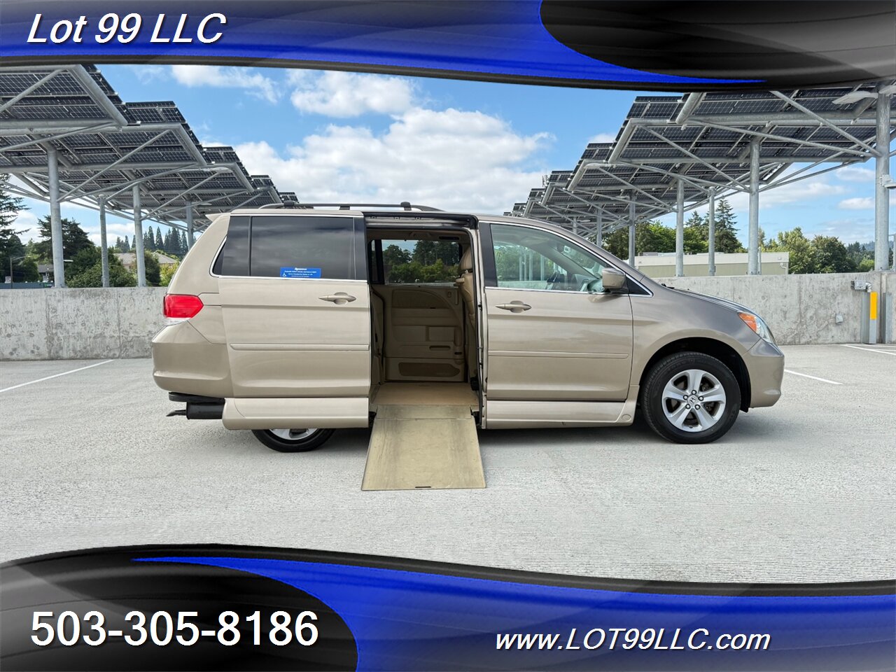 2010 Honda Odyssey Touring 131k ** WHEELCHAIR VAN ** Navigation Cam DVD Heated Leather Moon Roof - Photo 1 - Milwaukie, OR 97267