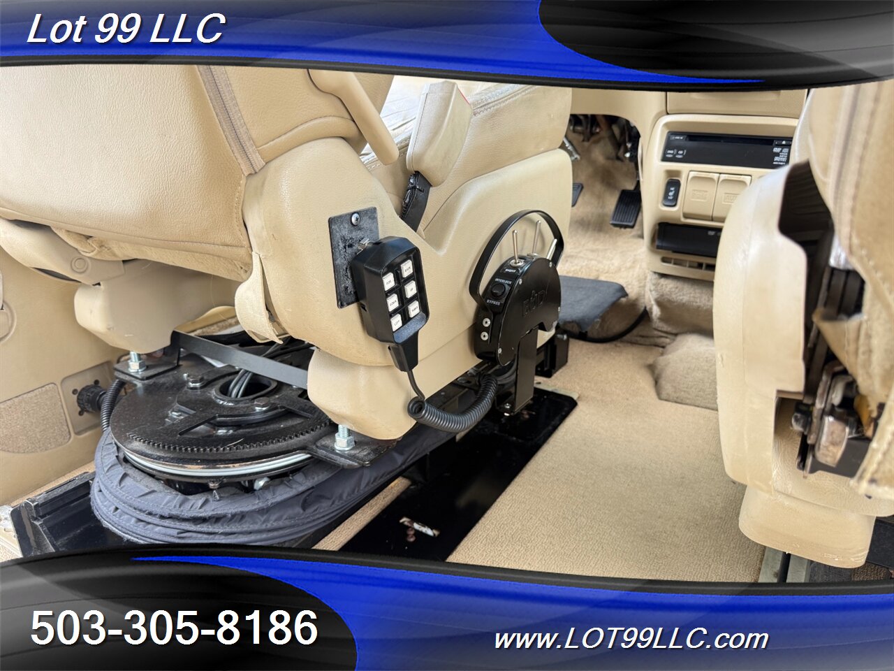 2010 Honda Odyssey Touring 131k ** WHEELCHAIR VAN ** Navigation Cam DVD Heated Leather Moon Roof - Photo 55 - Milwaukie, OR 97267