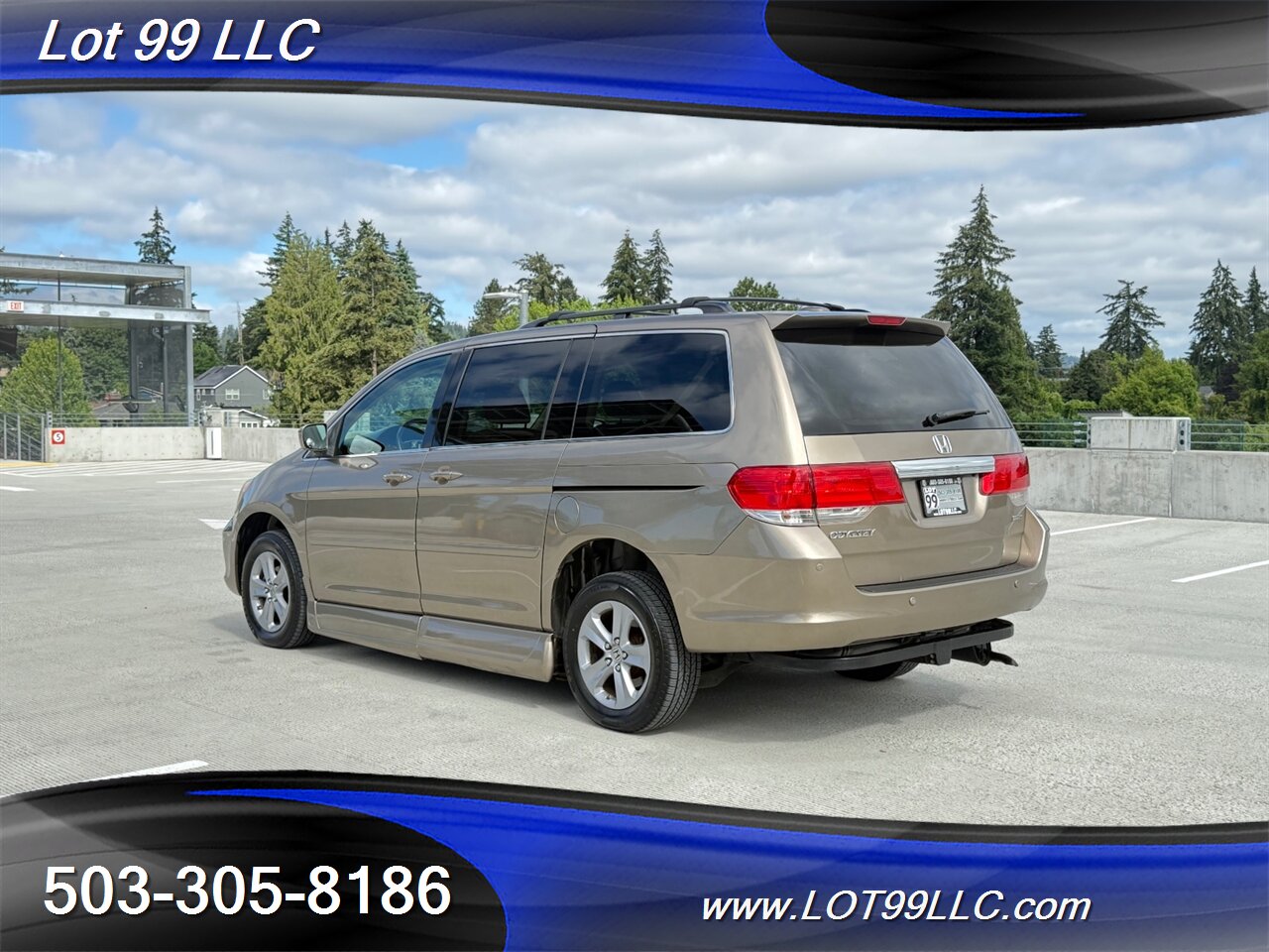2010 Honda Odyssey Touring 131k ** WHEELCHAIR VAN ** Navigation Cam DVD Heated Leather Moon Roof - Photo 14 - Milwaukie, OR 97267