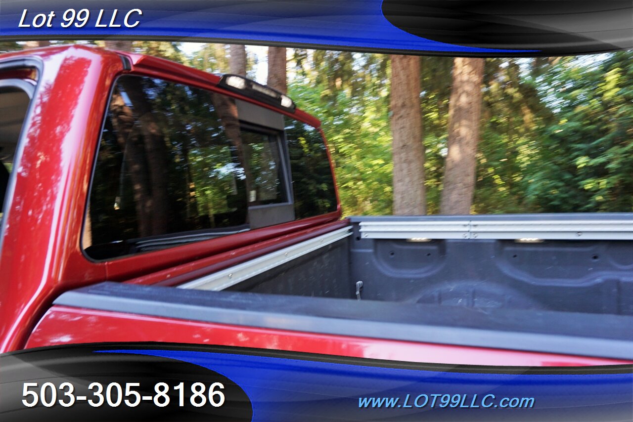 2017 Nissan Titan SL 4X4 V8 5,6L Auto Heated Leather GPS 2 OWNERS - Photo 15 - Milwaukie, OR 97267