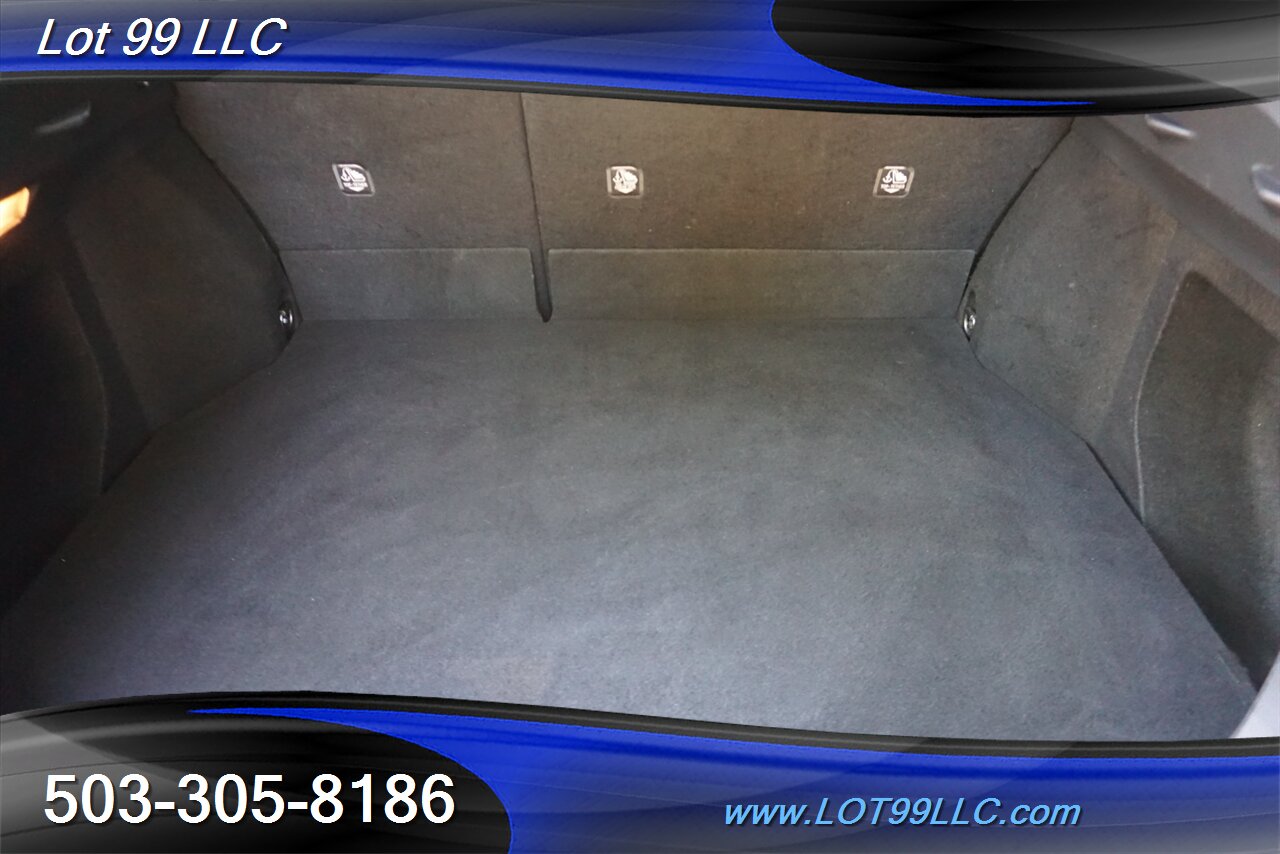 2019 Toyota C-HR LE CROSSOVER 2.0L Auto Newer Tires 1OWNER 31 MPG - Photo 15 - Milwaukie, OR 97267