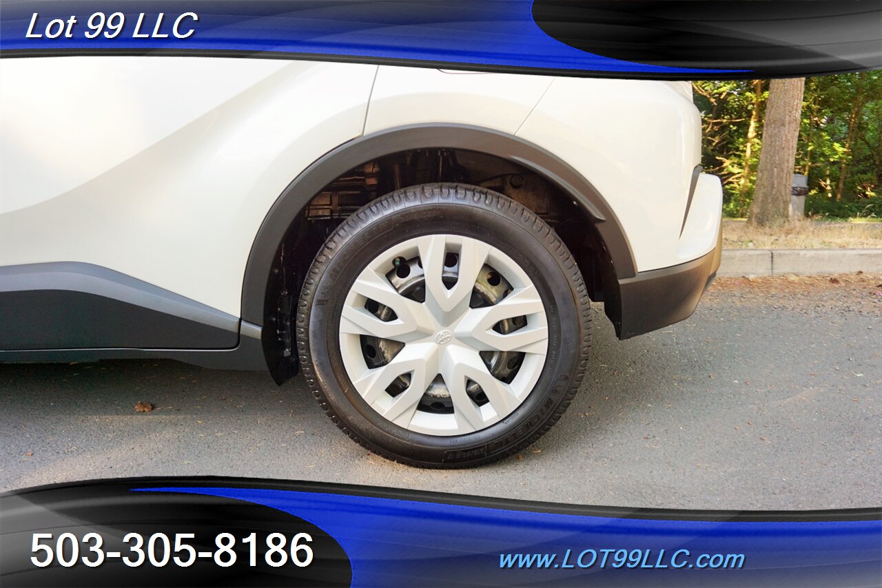 2019 Toyota C-HR LE CROSSOVER 2.0L Auto Newer Tires 1OWNER 31 MPG - Photo 35 - Milwaukie, OR 97267