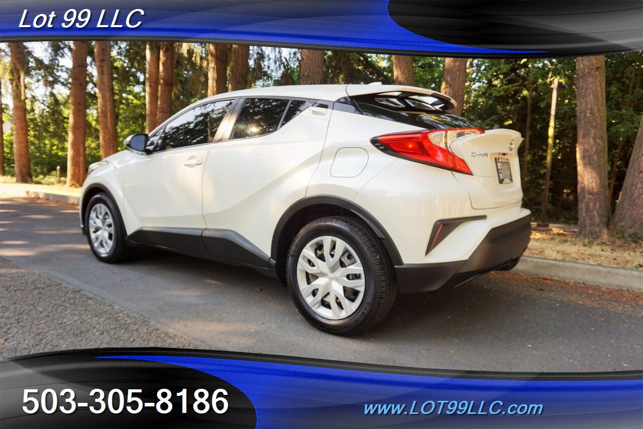 2019 Toyota C-HR LE CROSSOVER 2.0L Auto Newer Tires 1OWNER 31 MPG - Photo 11 - Milwaukie, OR 97267