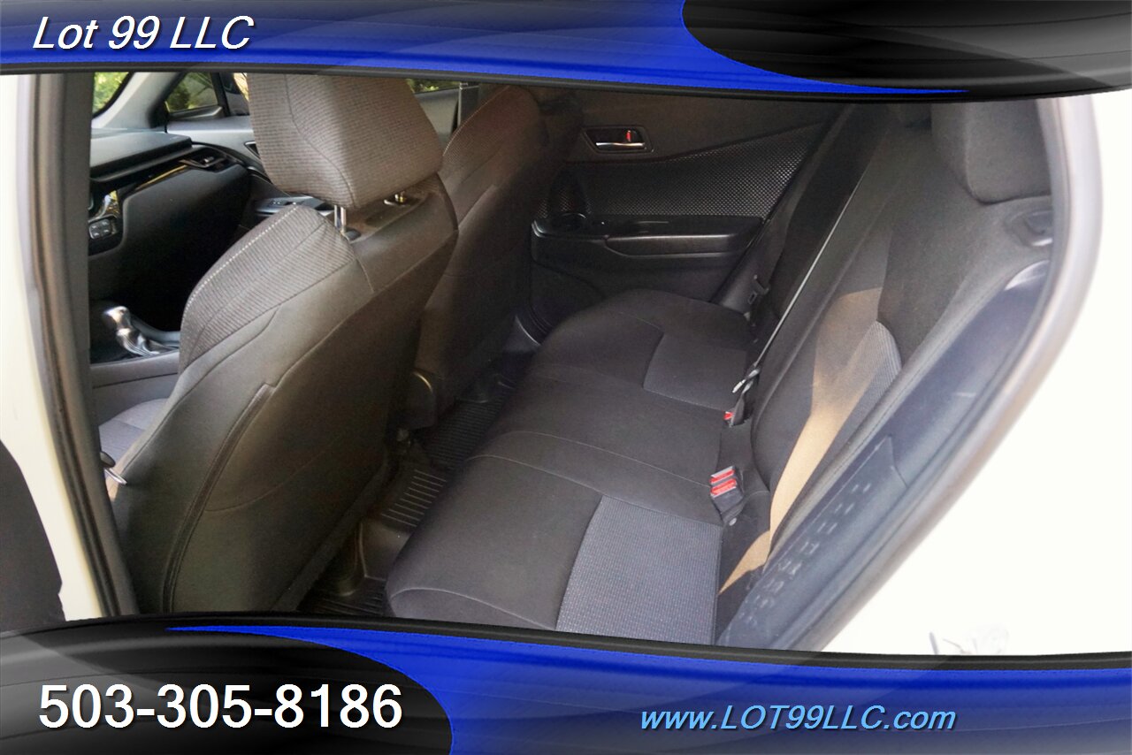 2019 Toyota C-HR LE CROSSOVER 2.0L Auto Newer Tires 1OWNER 31 MPG - Photo 14 - Milwaukie, OR 97267