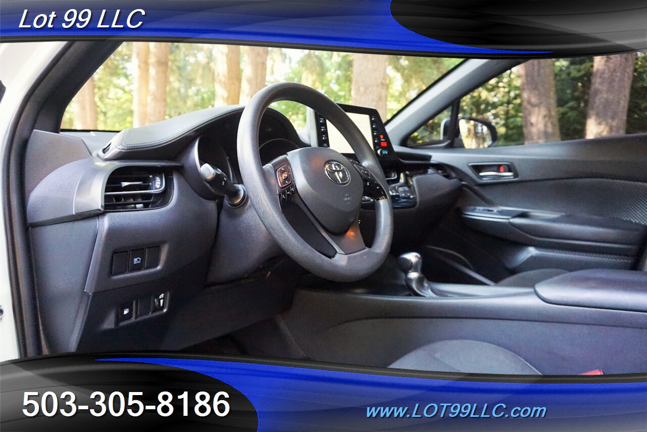 2019 Toyota C-HR LE CROSSOVER 2.0L Auto Newer Tires 1OWNER 31 MPG - Photo 12 - Milwaukie, OR 97267