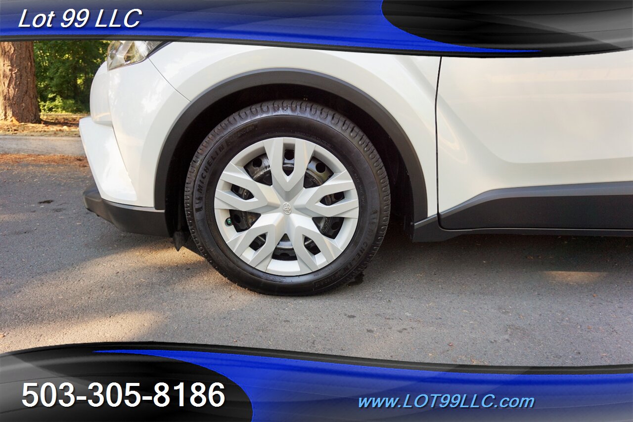 2019 Toyota C-HR LE CROSSOVER 2.0L Auto Newer Tires 1OWNER 31 MPG - Photo 3 - Milwaukie, OR 97267