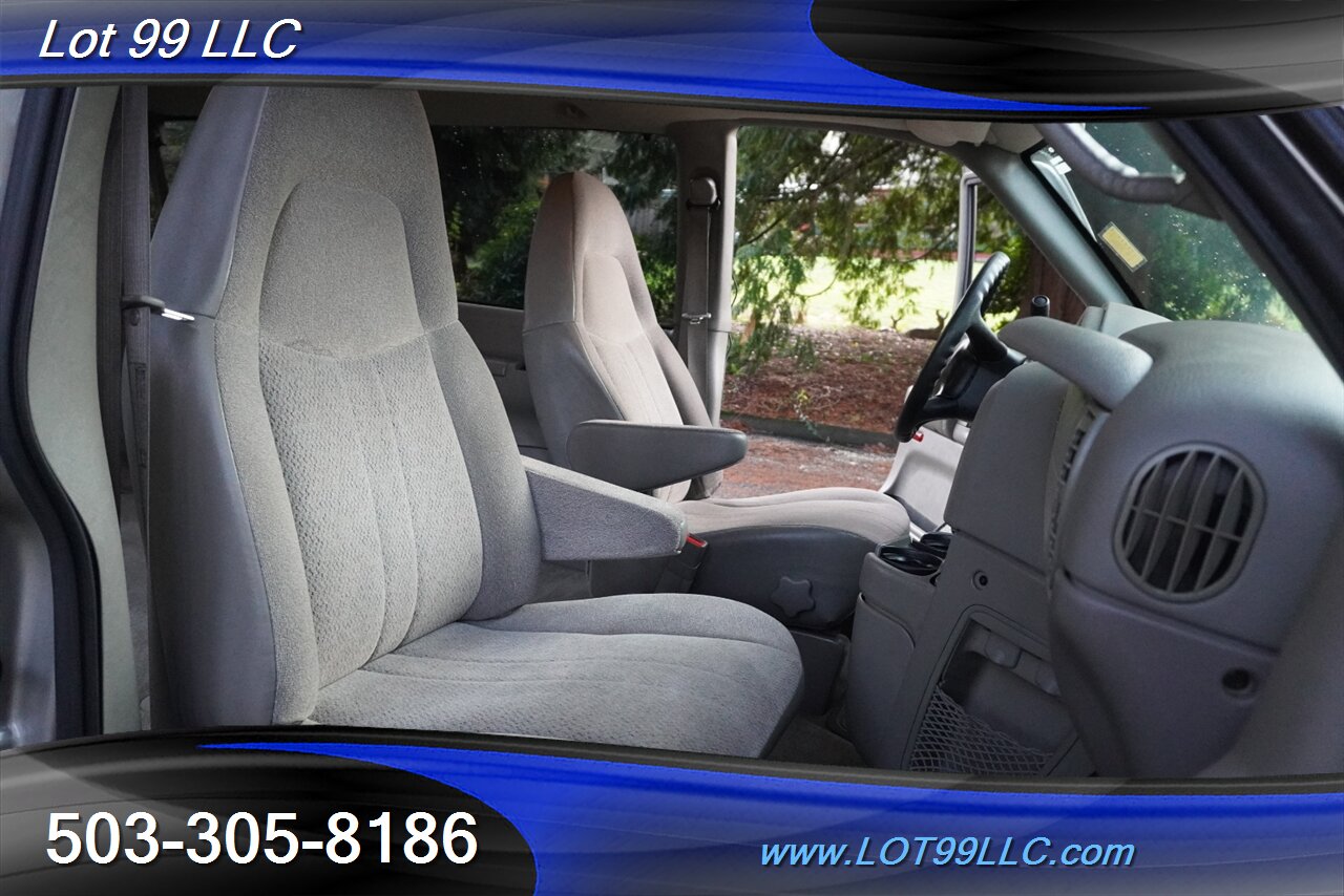 2005 Chevrolet Astro van 82k V6 4.3L Auto Seats Delete 2 OWNERS NO RUST   - Photo 16 - Milwaukie, OR 97267