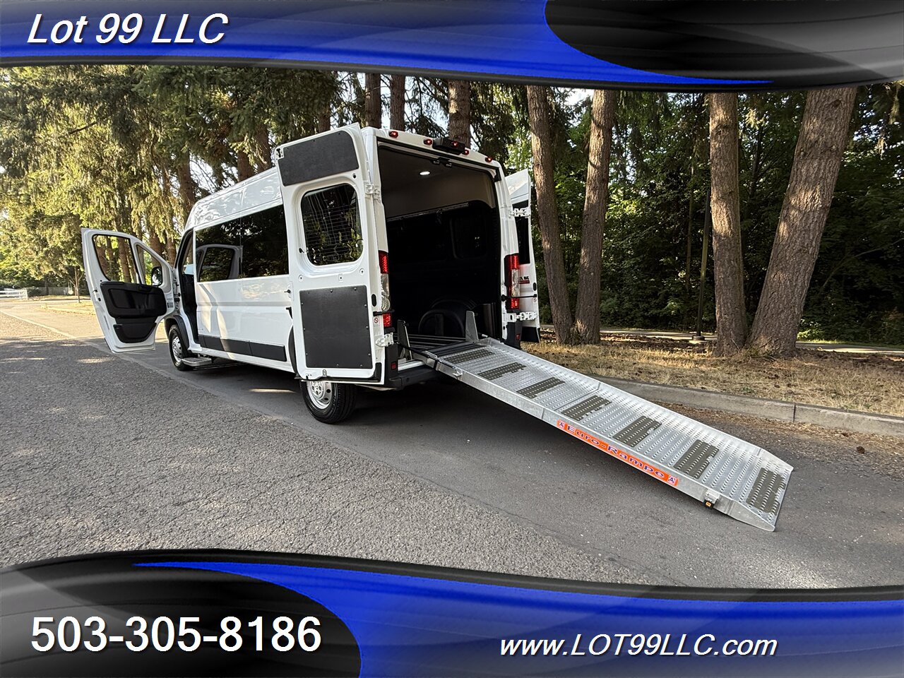 2016 RAM ProMaster ** Wheelchair Van ** High Roof Fully Customizable Seating Configurable Track Floor System - Photo 1 - Milwaukie, OR 97267