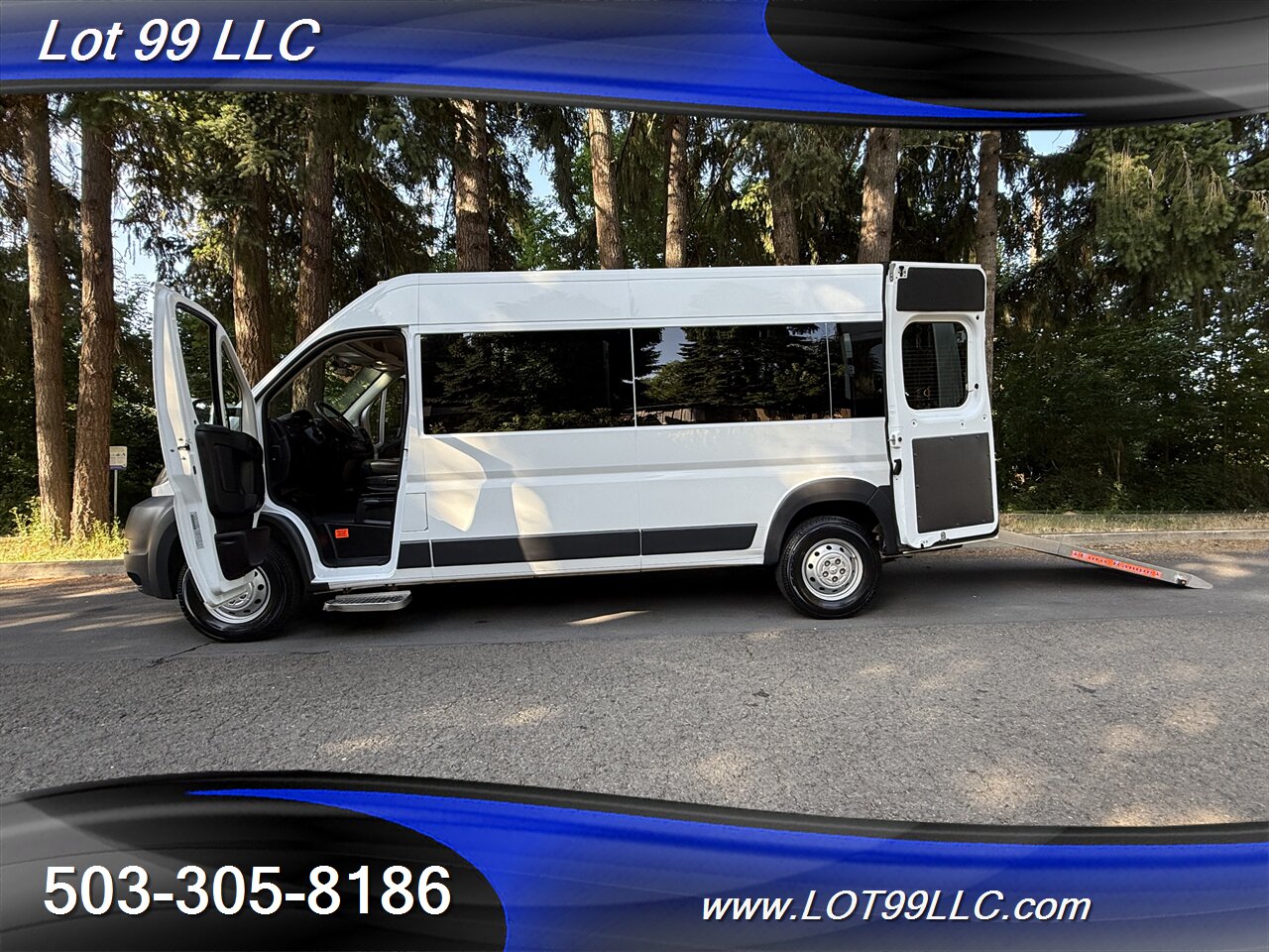 2016 RAM ProMaster ** Wheelchair Van ** High Roof Fully Customizable Seating Configurable Track Floor System - Photo 35 - Milwaukie, OR 97267