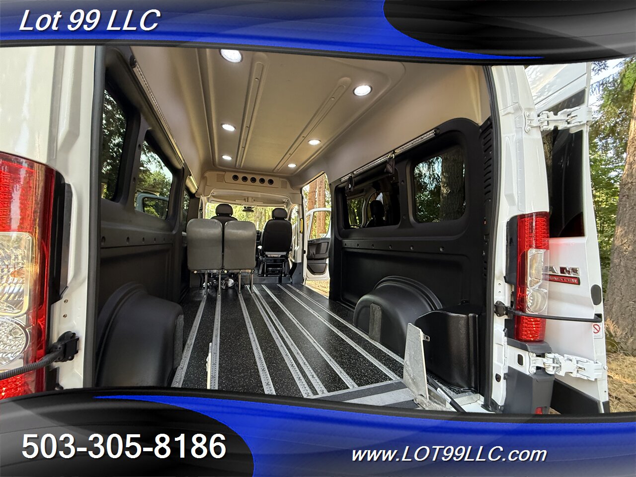 2016 RAM ProMaster ** Wheelchair Van ** High Roof Fully Customizable Seating Configurable Track Floor System - Photo 3 - Milwaukie, OR 97267