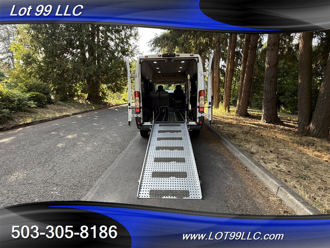 2016 RAM ProMaster ** Wheelchair Van ** High Roof Fully Customizable Seating Configurable Track Floor System - Photo 36 - Milwaukie, OR 97267
