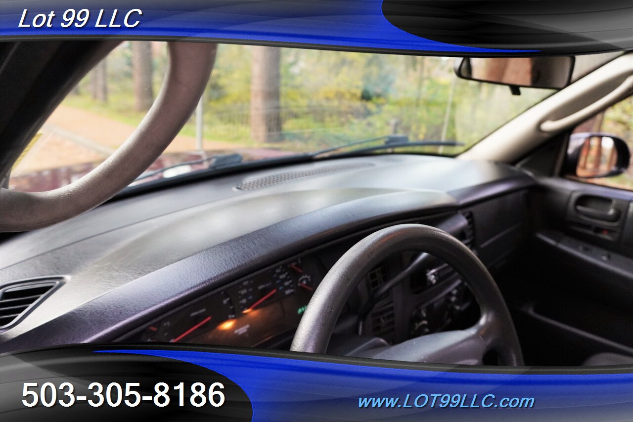 2002 Dodge Durango Sport   - Photo 13 - Milwaukie, OR 97267