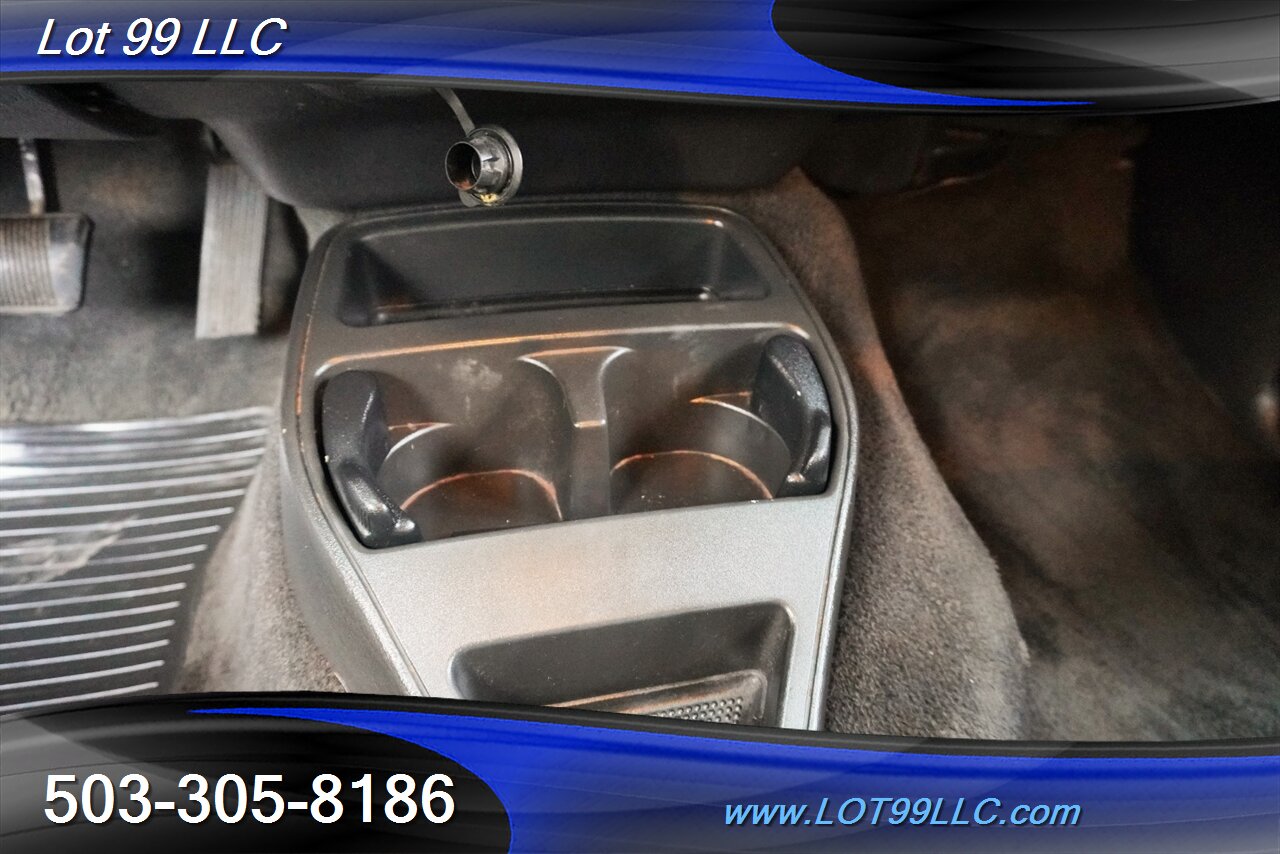 2002 Dodge Durango Sport   - Photo 17 - Milwaukie, OR 97267