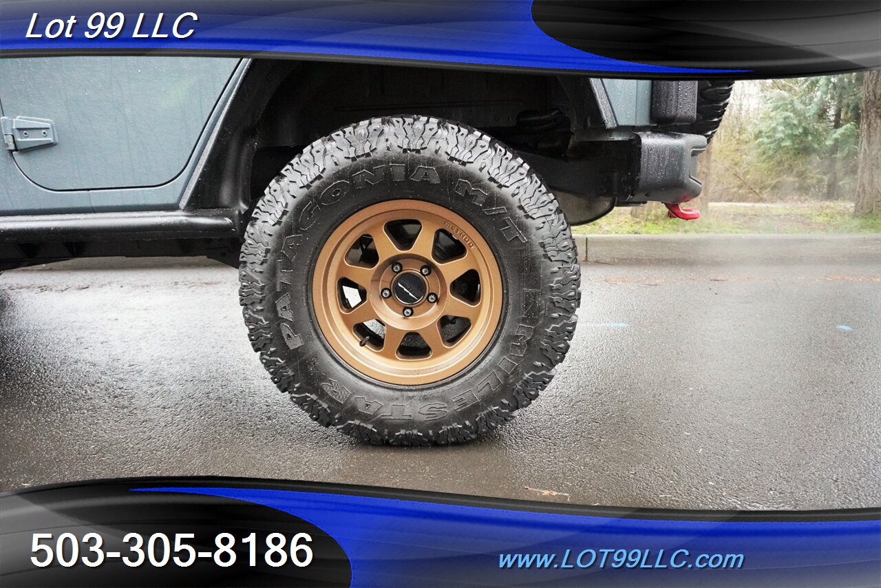 2015 Jeep Wrangler 4x4 Unlimited Rubicon HARD ROCK 79K V6 Auto Heated Leather GPS LIFTED Gold Wheels Newer Tires 1 OWNER - Photo 3 - Milwaukie, OR 97267