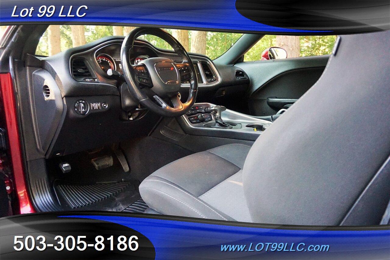 2021 Dodge Challenger R/T Coupe 40K V8 Hemi Auto Backup Cam 20 NEW TIRES - Photo 12 - Milwaukie, OR 97267